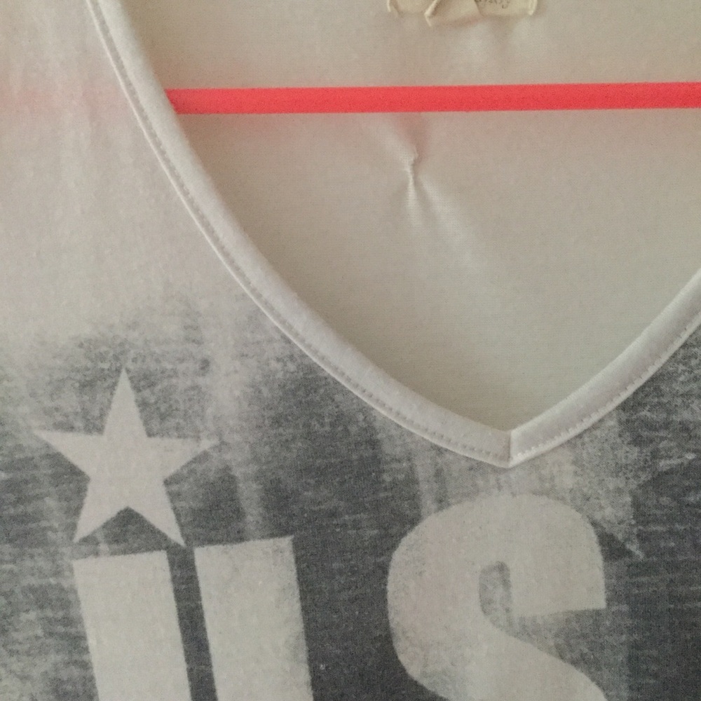 🌟2/$5 DONATING SOON! LAST CHANCE! 🇺🇸U.S.A. Tee🇺🇸 - Picture 4 of 4